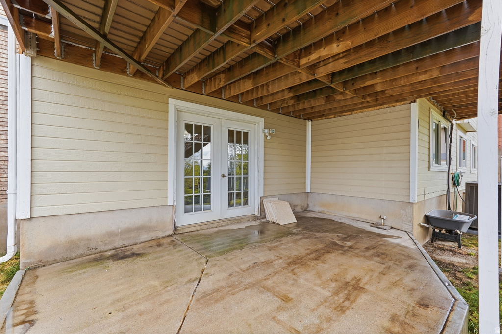 1893 N 100 E Centerville, UT 84014