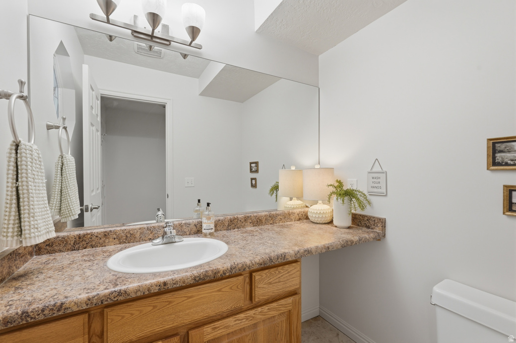 1893 N 100 E Centerville, UT 84014