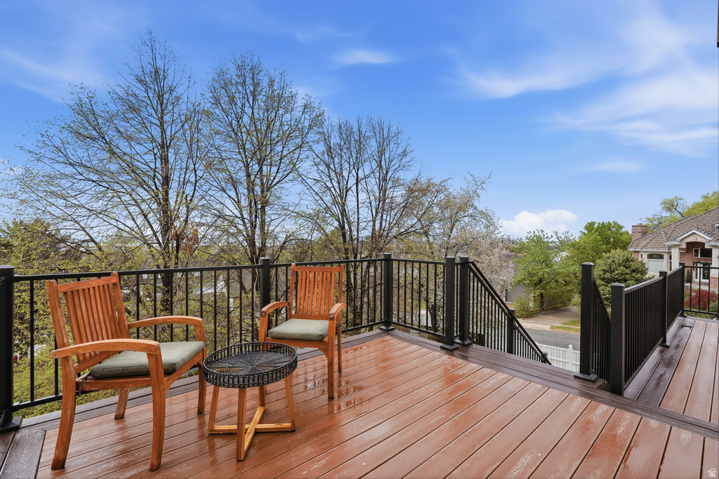 1893 N 100 E Centerville, UT 84014