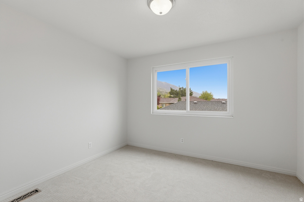 1893 N 100 E Centerville, UT 84014