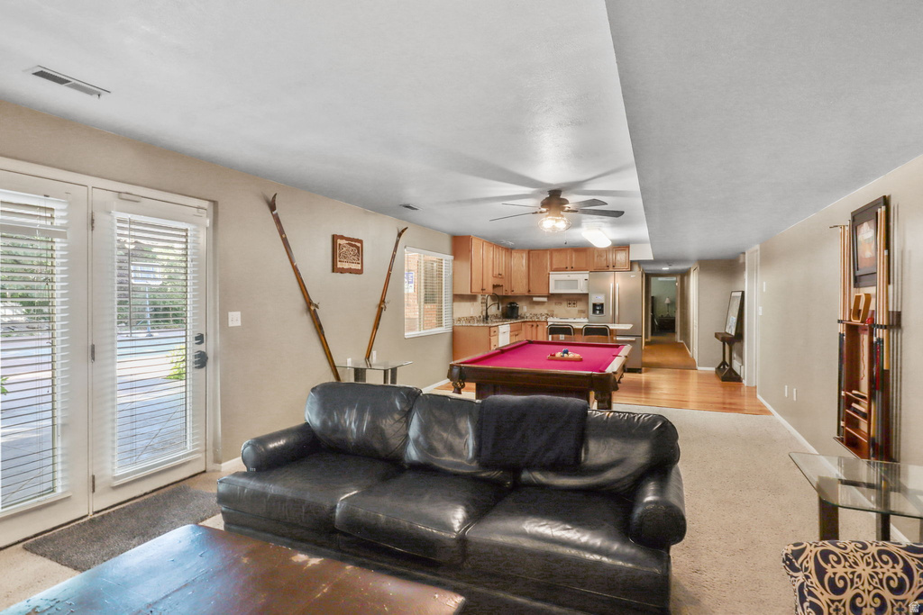 9618 S RUSKIN CIR Sandy, UT 84092