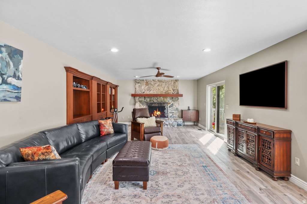 9618 S RUSKIN CIR Sandy, UT 84092