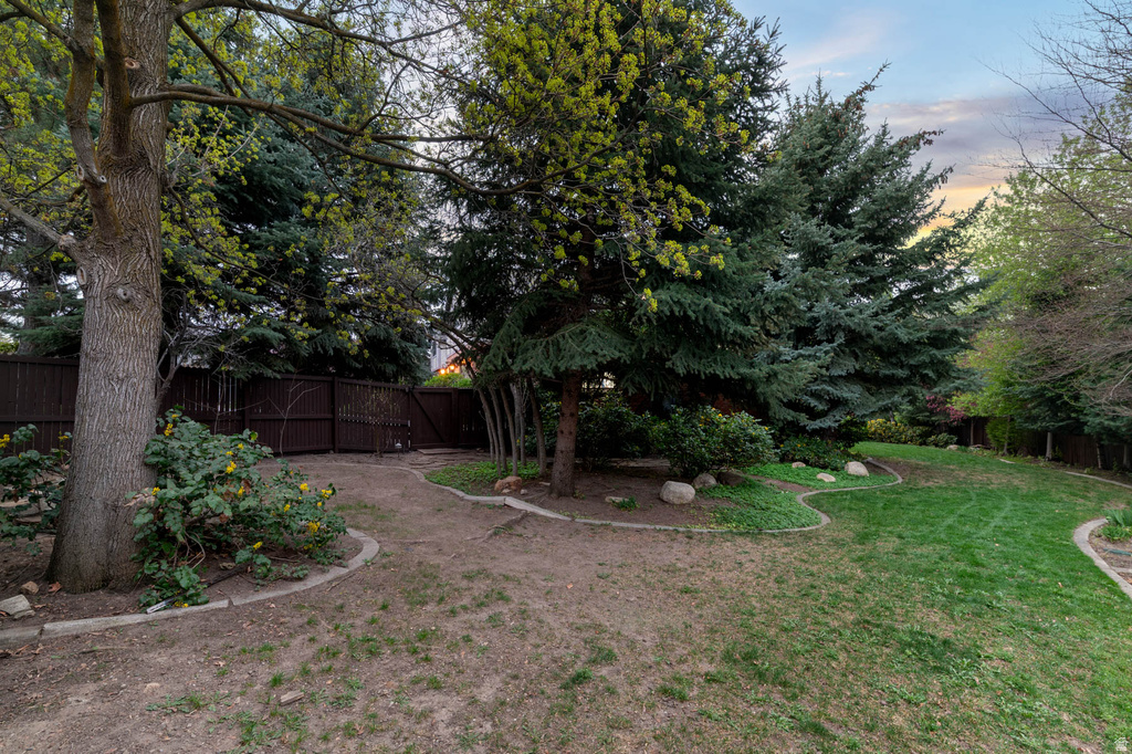 9618 S RUSKIN CIR Sandy, UT 84092