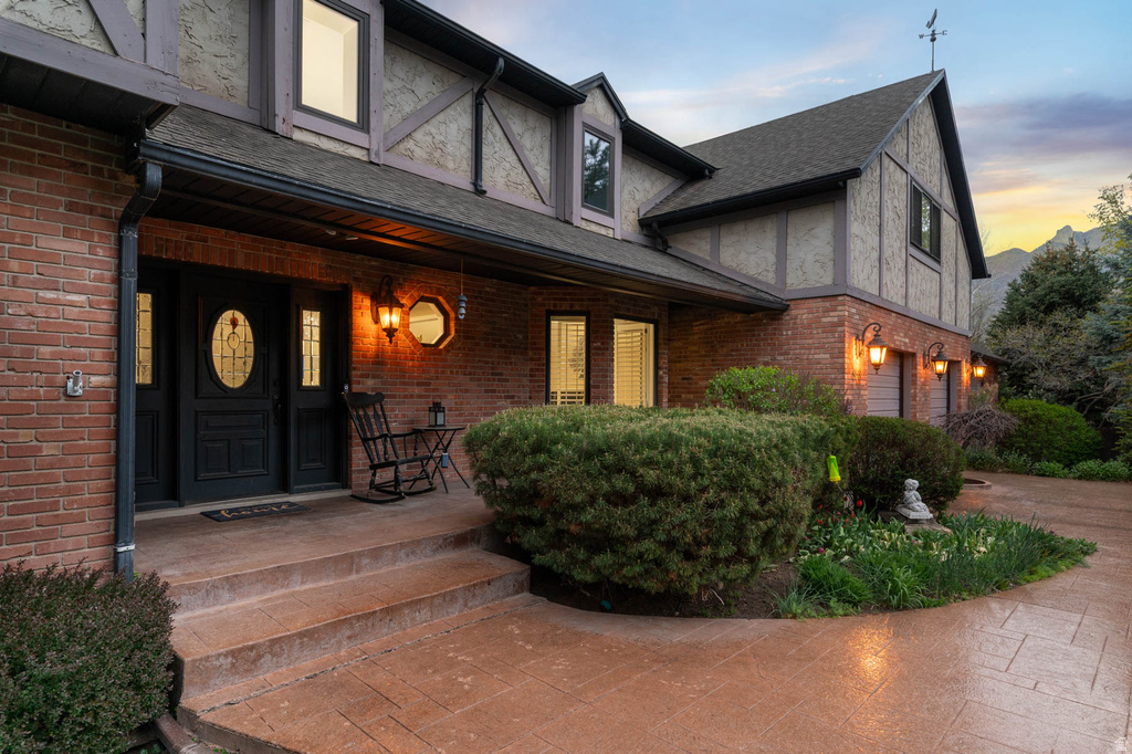 9618 S RUSKIN CIR Sandy, UT 84092