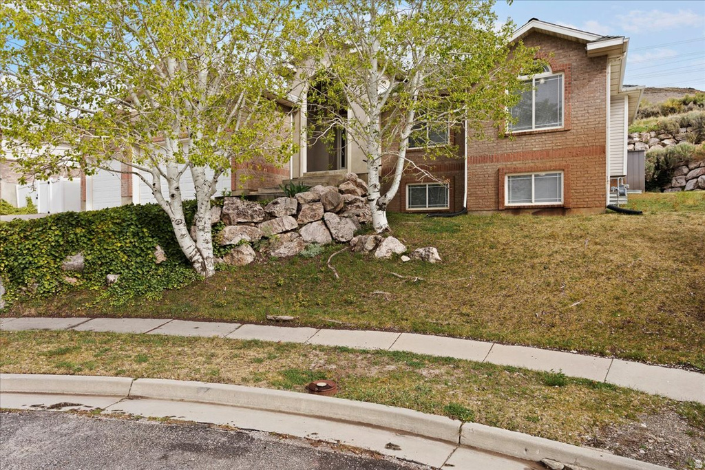 426 W 2700 S Perry, UT 84302
