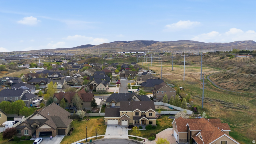 1497 W MEADOW GLEN DR Bluffdale, UT 84065