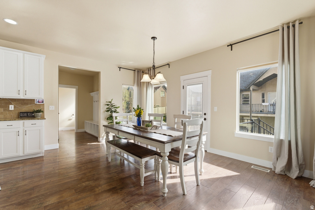 1497 W MEADOW GLEN DR Bluffdale, UT 84065