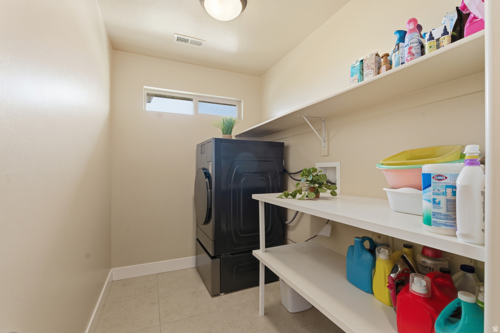 1497 W MEADOW GLEN DR Bluffdale, UT 84065