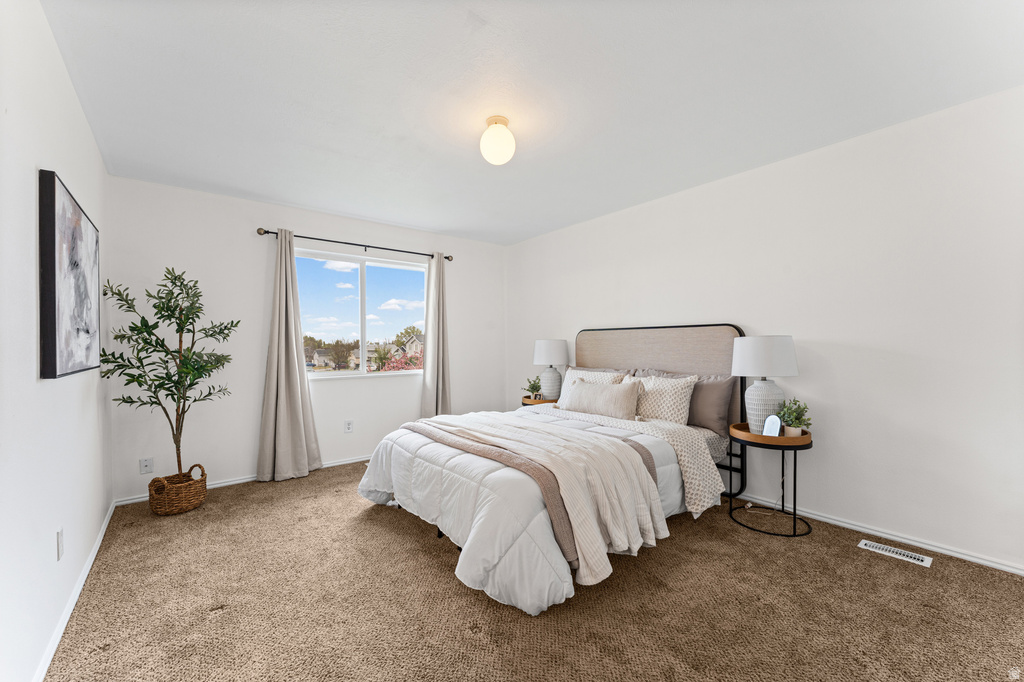 6370 W SETTLERS POINT DR West Valley City, UT 84128