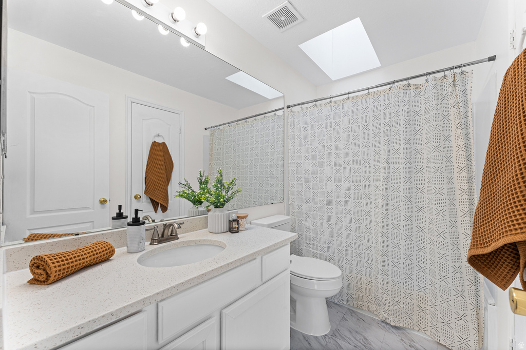 6370 W SETTLERS POINT DR West Valley City, UT 84128