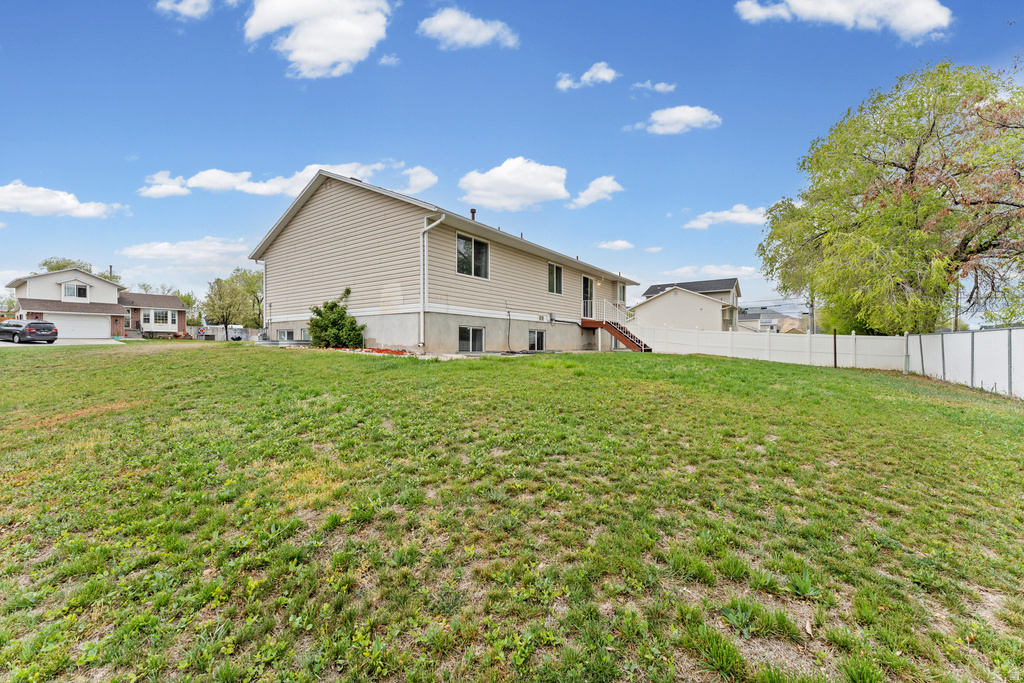 6370 W SETTLERS POINT DR West Valley City, UT 84128