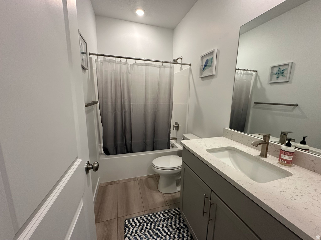 3181 S HICKORY ST Saratoga Springs, UT 84045