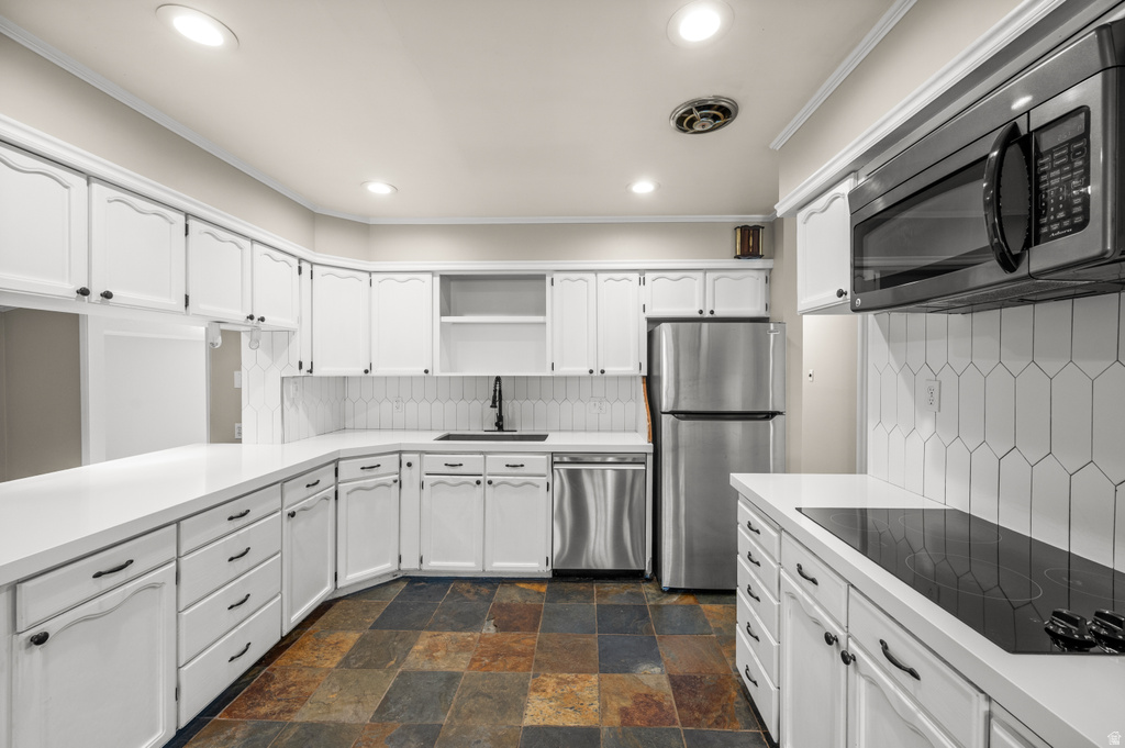 1169 N CAPISTRANO DR Salt Lake City, UT 84116