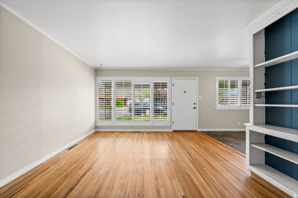 1169 N CAPISTRANO DR Salt Lake City, UT 84116