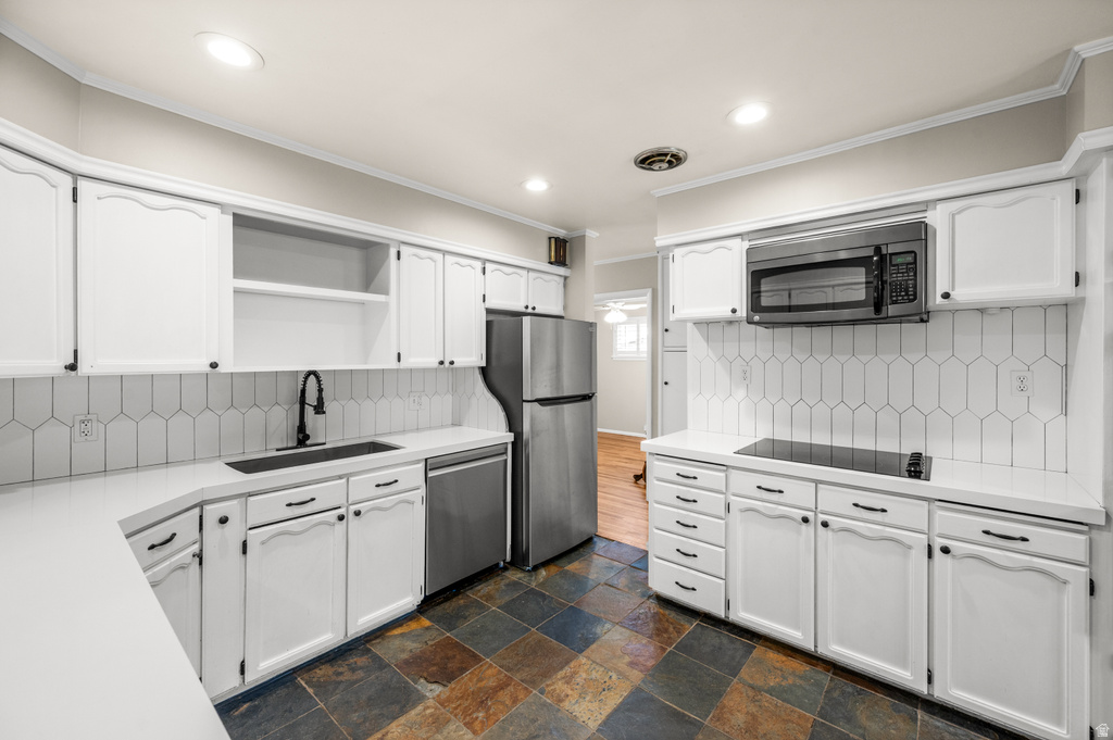 1169 N CAPISTRANO DR Salt Lake City, UT 84116