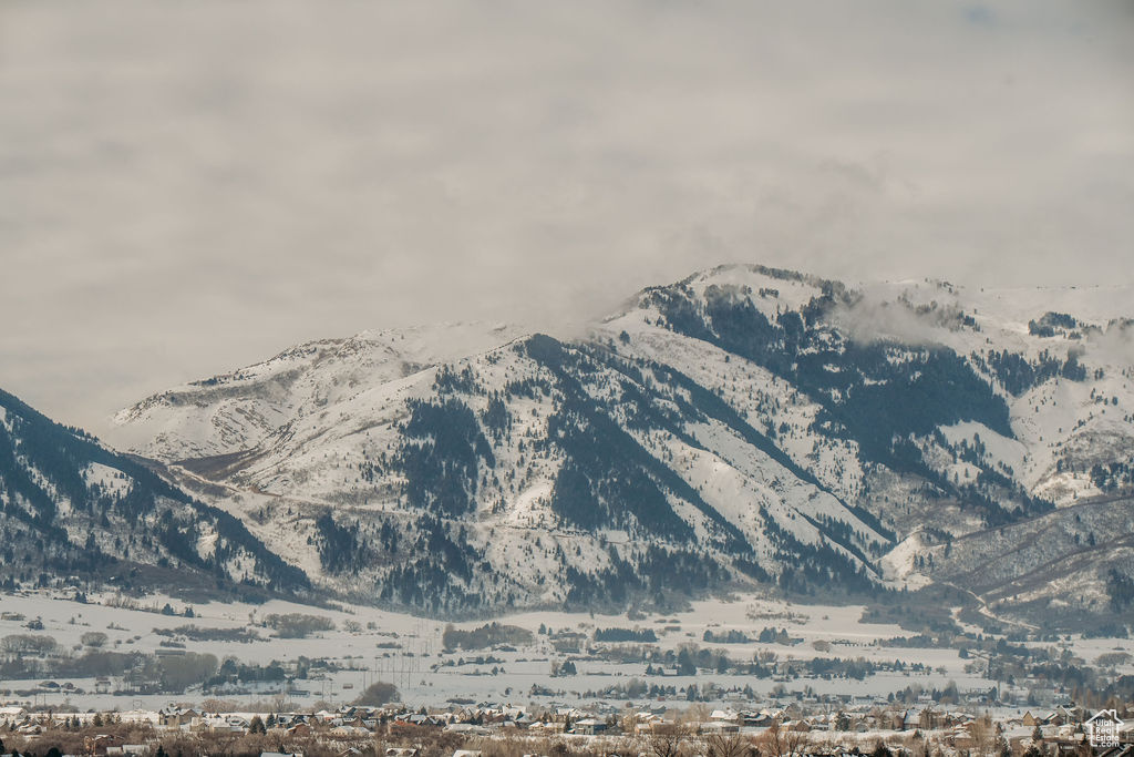 5576 E ELKHORN DR Eden, UT 84310