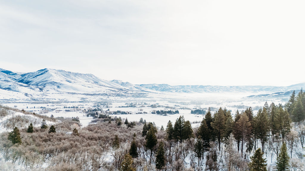 5576 E ELKHORN DR Eden, UT 84310