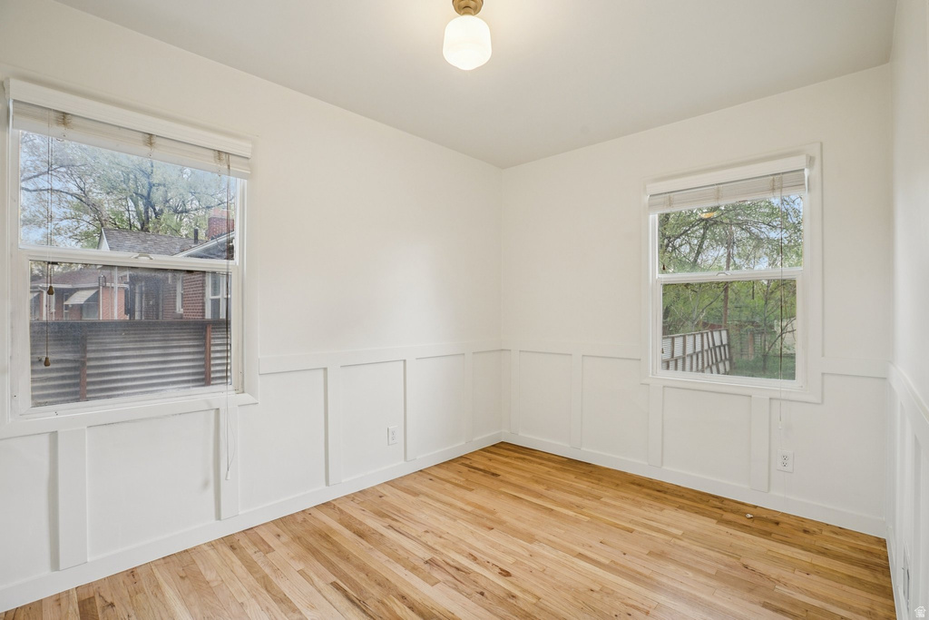 1379 S UTAHNA DR Salt Lake City, UT 84104