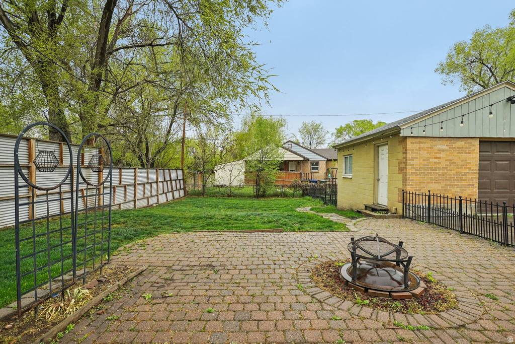 1379 S UTAHNA DR Salt Lake City, UT 84104