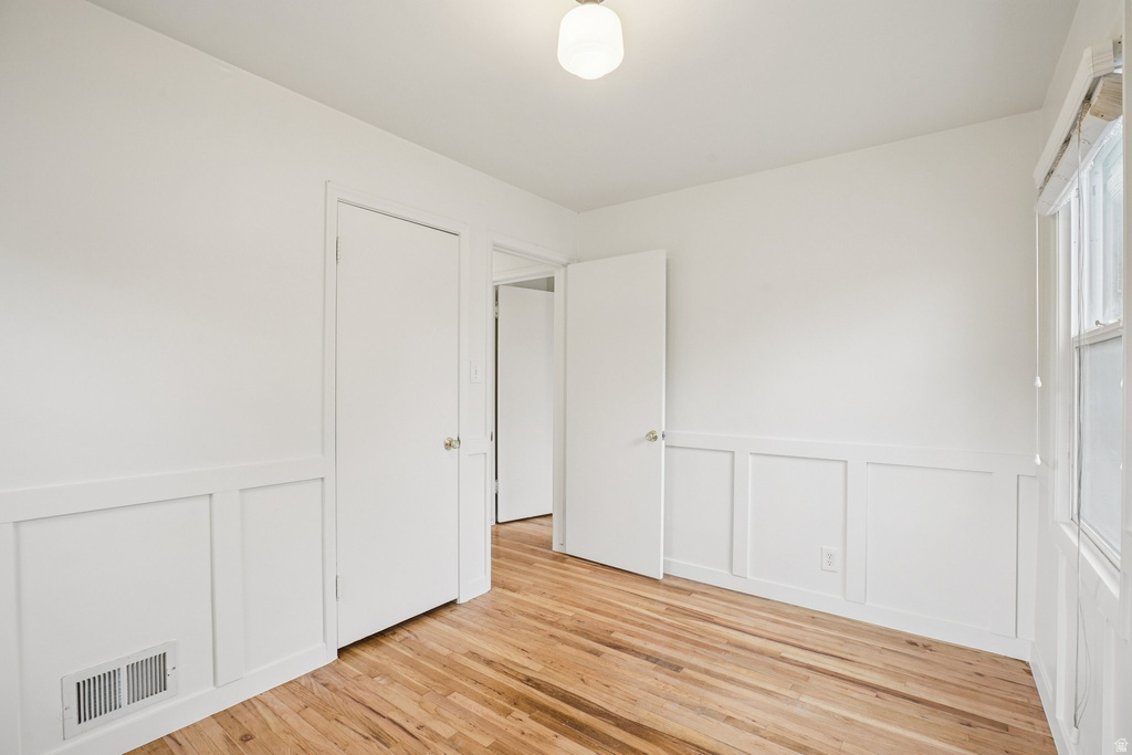 1379 S UTAHNA DR Salt Lake City, UT 84104