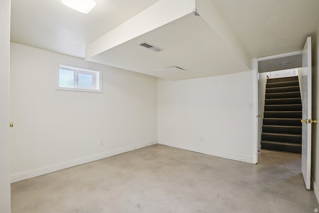 1379 S UTAHNA DR Salt Lake City, UT 84104