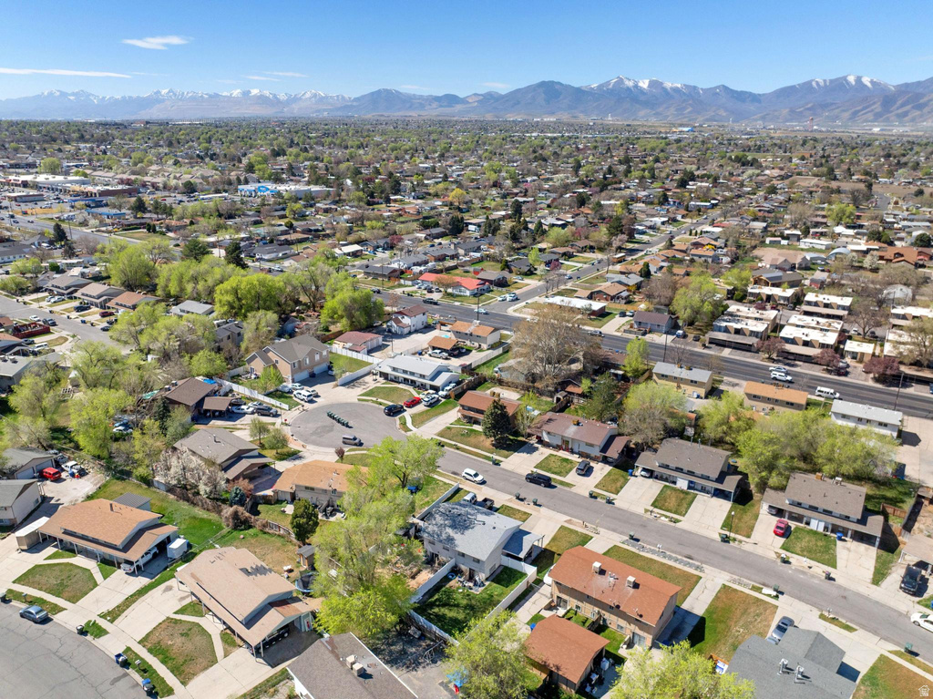 4438 S DEAN CIR West Valley City, UT 84120