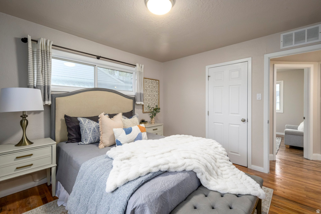 1011 S EMERY ST Salt Lake City, UT 84104