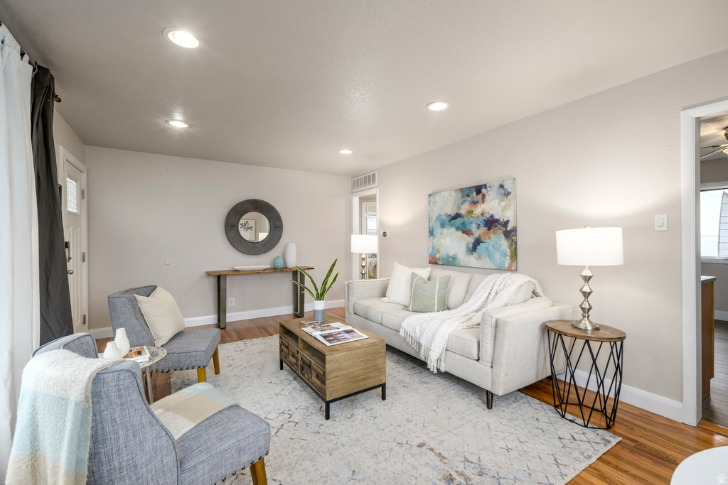 1011 S EMERY ST Salt Lake City, UT 84104