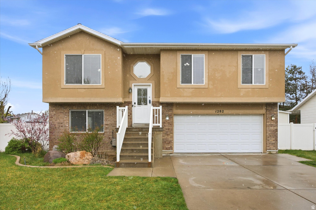 1282 N 25 E Layton, UT 84041