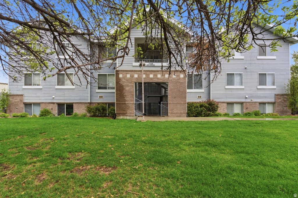 1533 N RIVERSIDE AVE #26 Provo, UT 84604