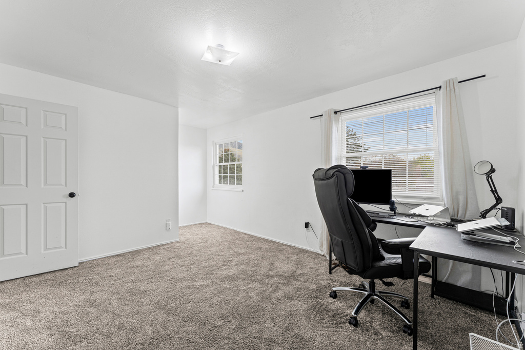 1253 E MEADOW RIDGE RD Sandy, UT 84094