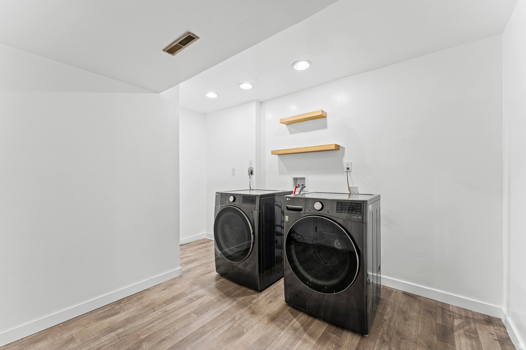 1253 E MEADOW RIDGE RD Sandy, UT 84094