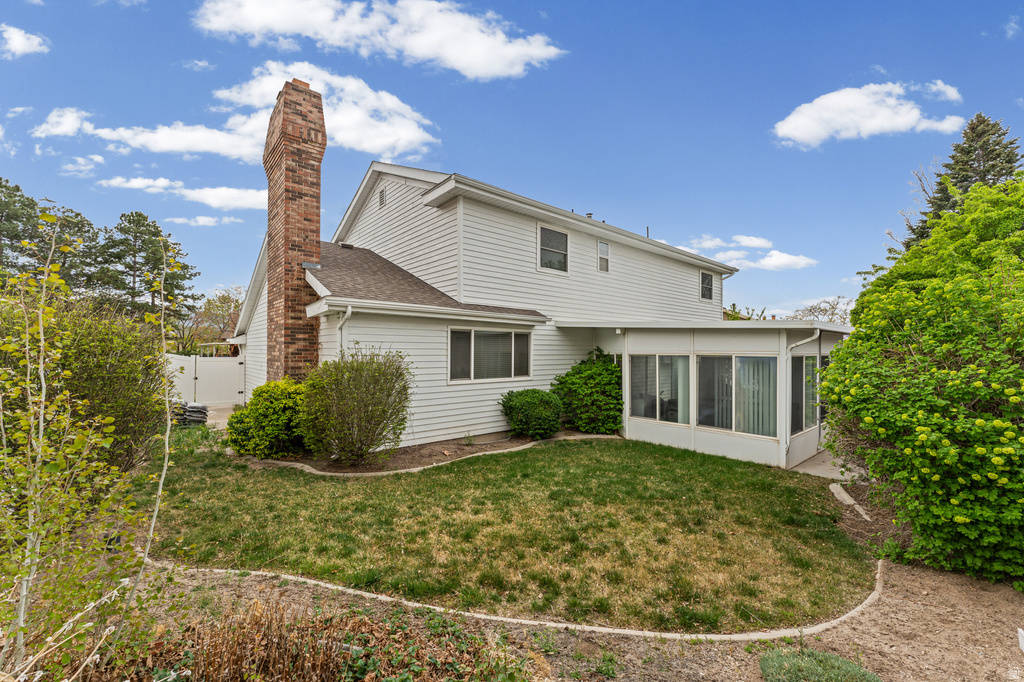 1253 E MEADOW RIDGE RD Sandy, UT 84094