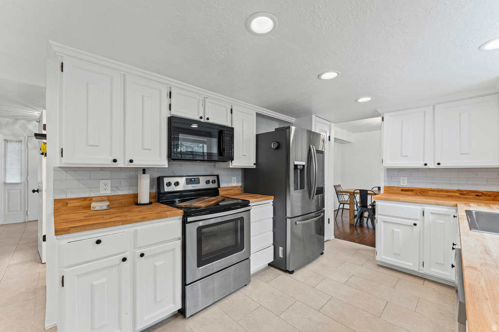 1253 E MEADOW RIDGE RD Sandy, UT 84094