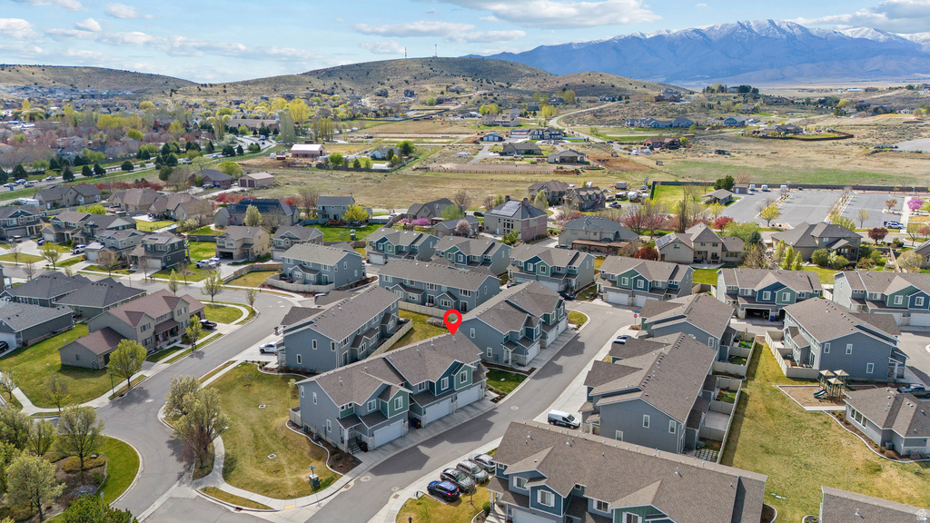 3326 E CALEDONIA AVE Eagle Mountain, UT 84005