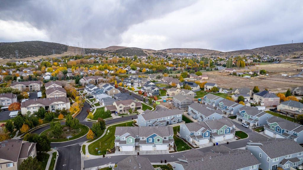 3326 E CALEDONIA AVE Eagle Mountain, UT 84005