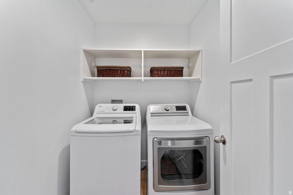 3326 E CALEDONIA AVE Eagle Mountain, UT 84005