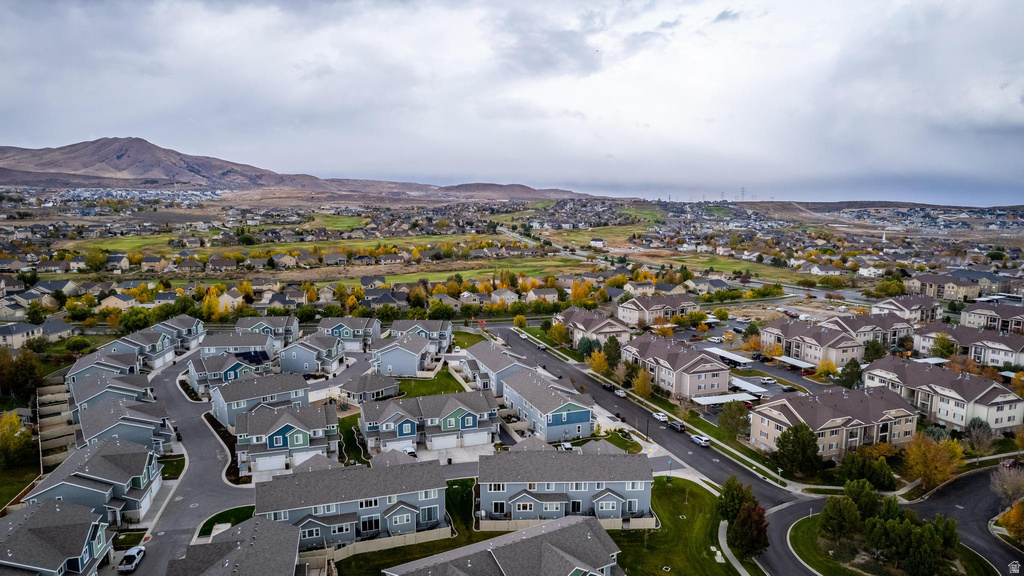 3326 E CALEDONIA AVE Eagle Mountain, UT 84005