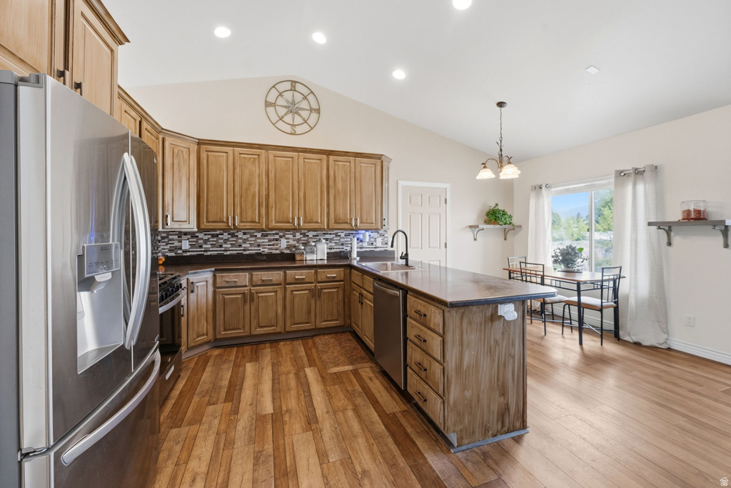 445 S SUNSET DR Kaysville, UT 84037