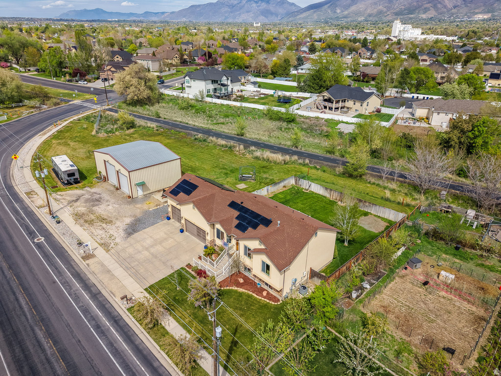445 S SUNSET DR Kaysville, UT 84037