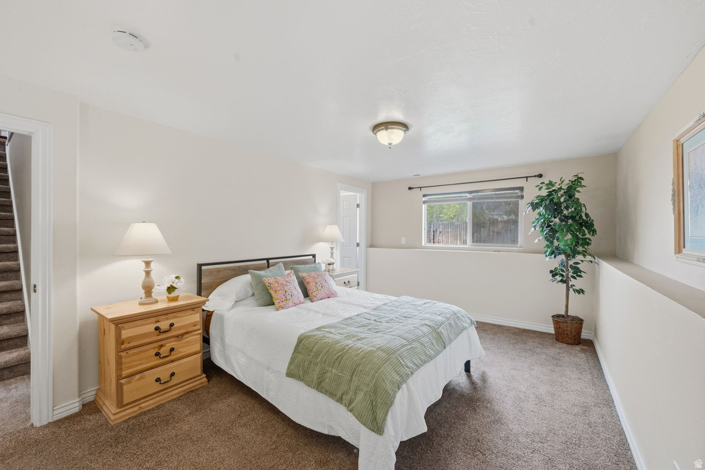 445 S SUNSET DR Kaysville, UT 84037