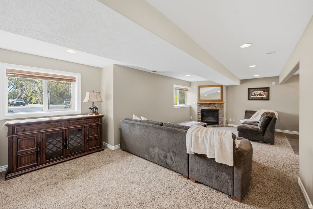 445 S SUNSET DR Kaysville, UT 84037