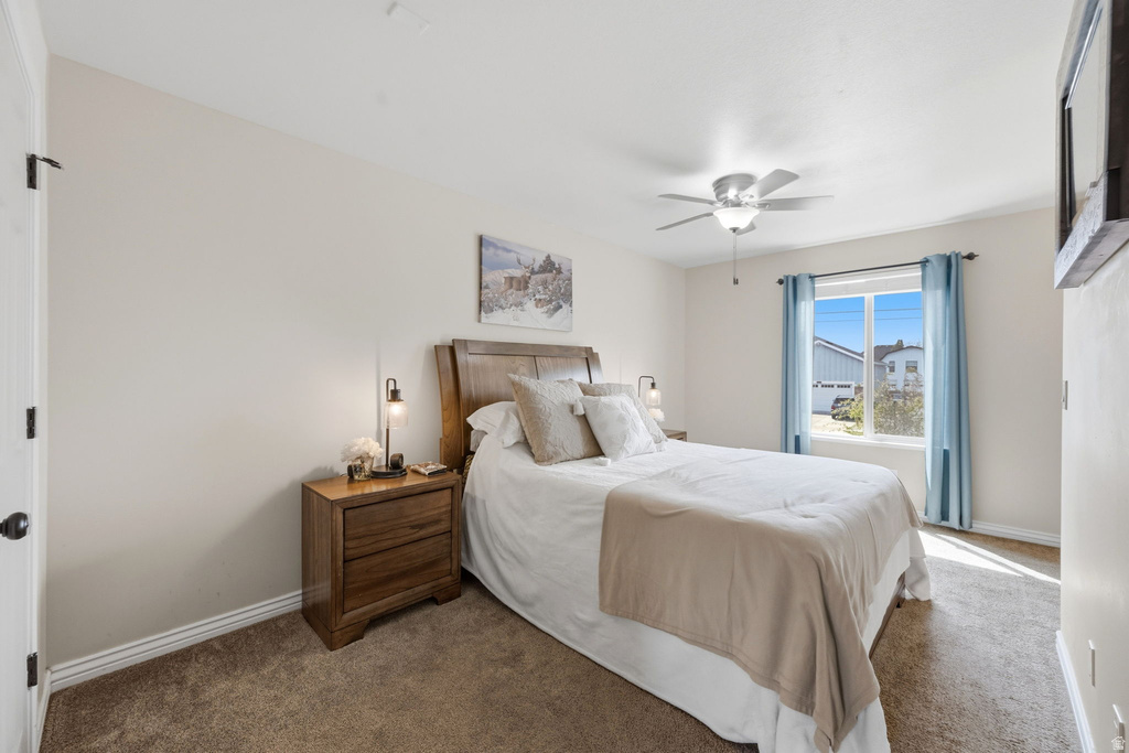 445 S SUNSET DR Kaysville, UT 84037