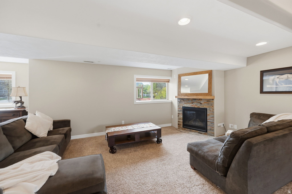 445 S SUNSET DR Kaysville, UT 84037