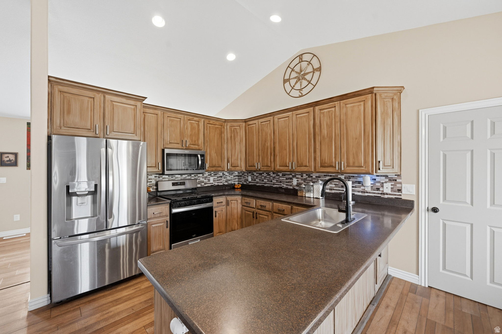 445 S SUNSET DR Kaysville, UT 84037