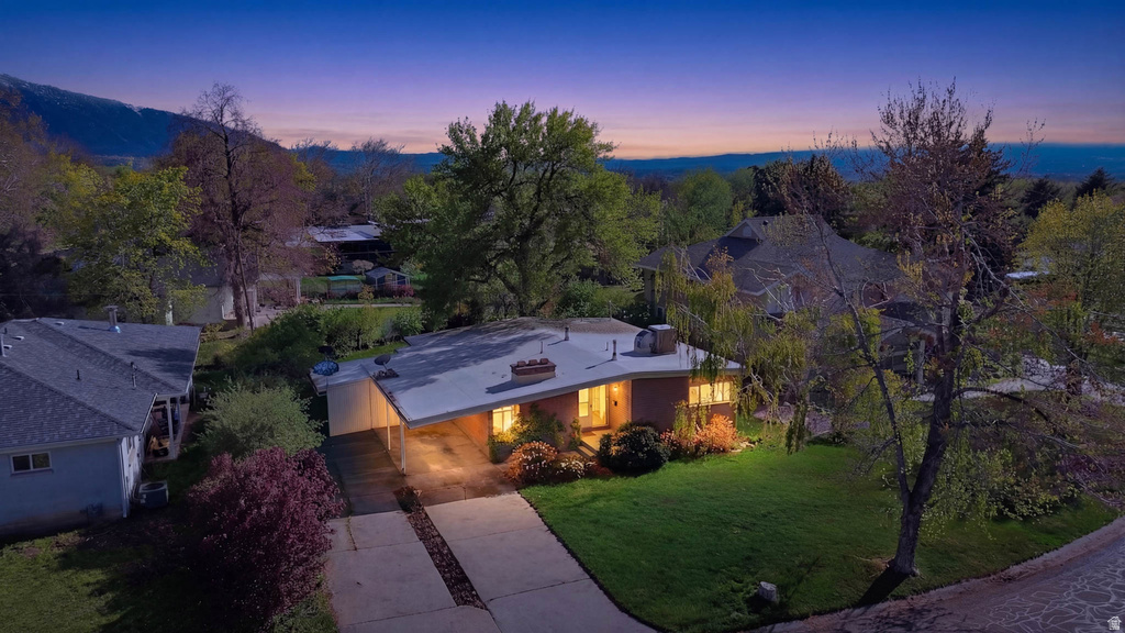 2676 E CAPRICORN WAY Salt Lake City, UT 84124