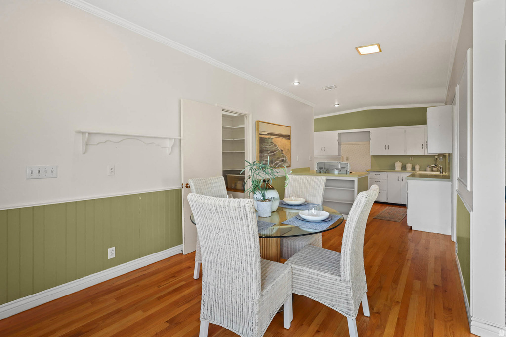 2676 E CAPRICORN WAY Salt Lake City, UT 84124