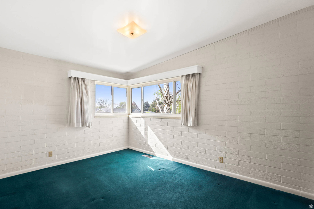 2676 E CAPRICORN WAY Salt Lake City, UT 84124