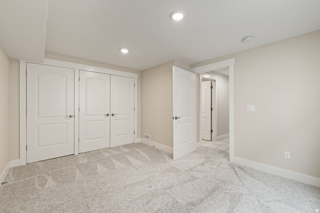 152 E MEANDERING WAY Saratoga Springs, UT 84045