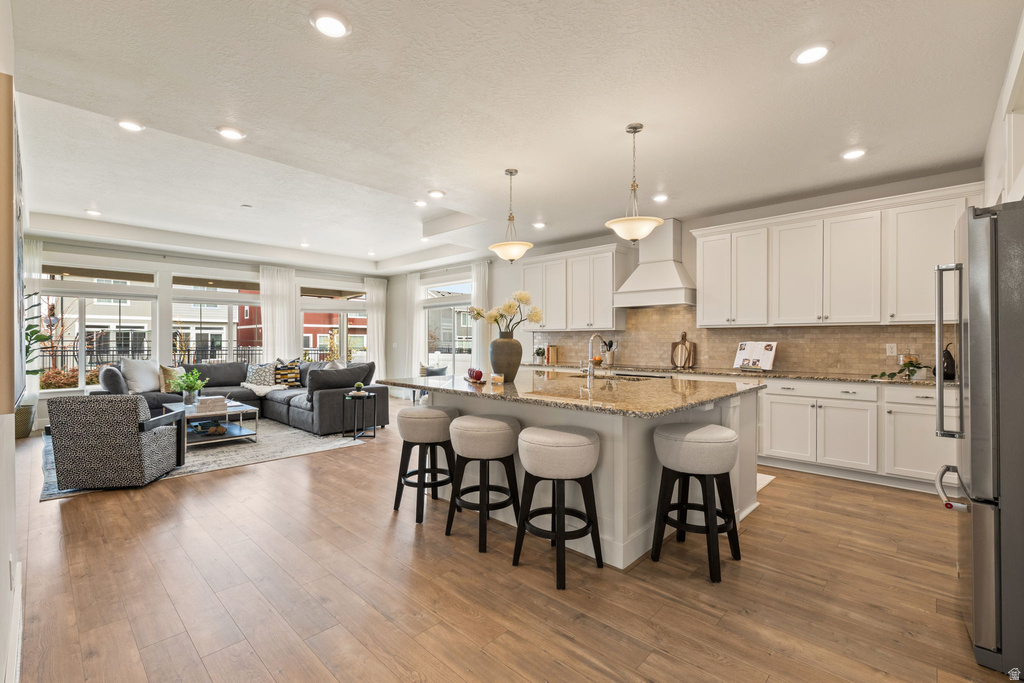 152 E MEANDERING WAY Saratoga Springs, UT 84045